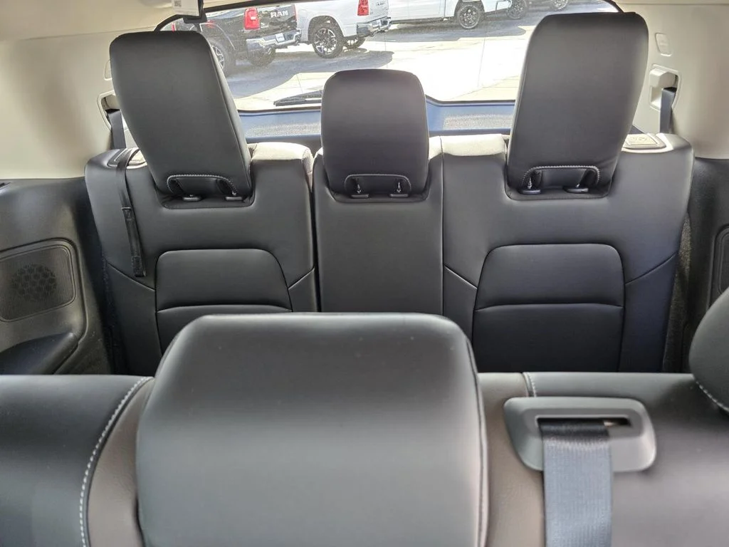 Used 2024 Gray Nissan Platinum 4WD image 13