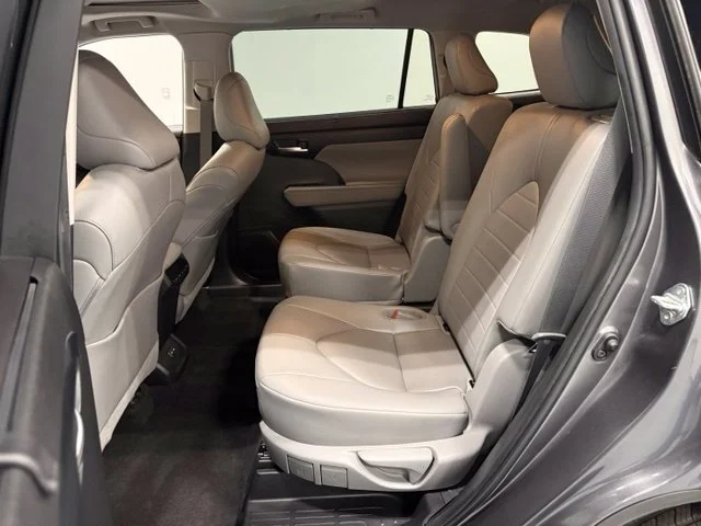 Used 2023 Gray Toyota XLE image 32