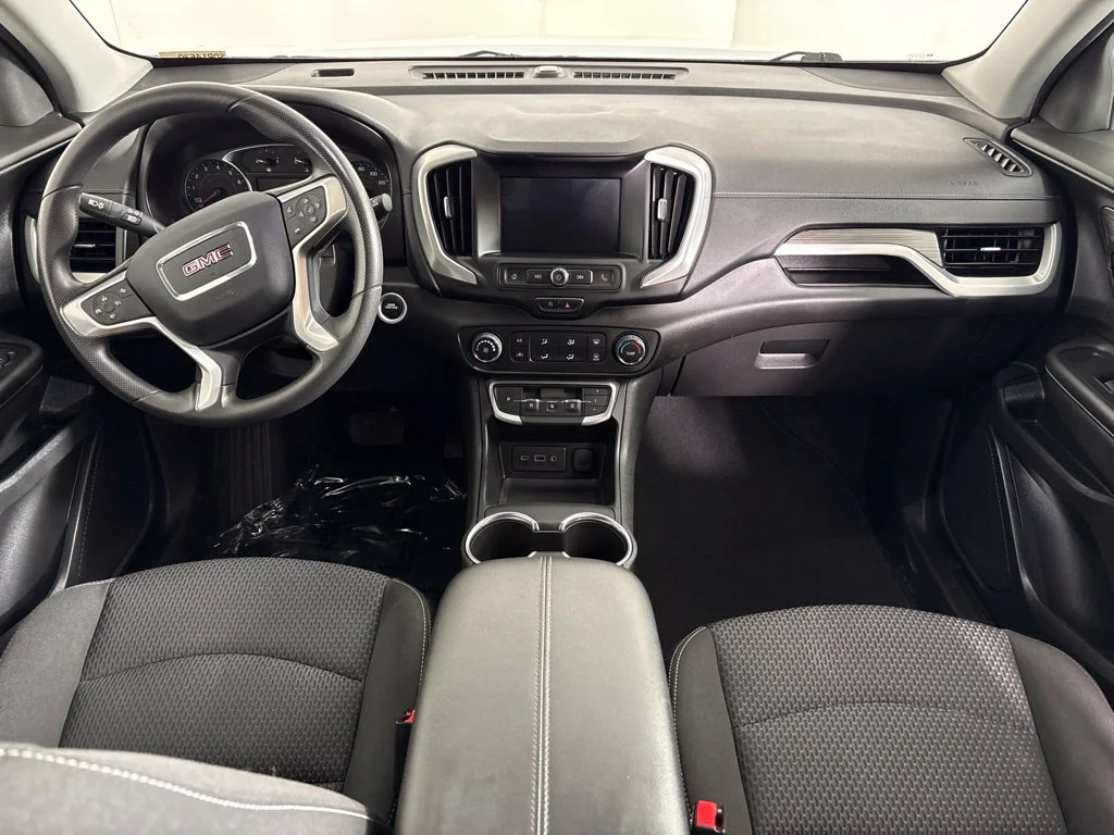 Used 2024 White GMC SLE image 13