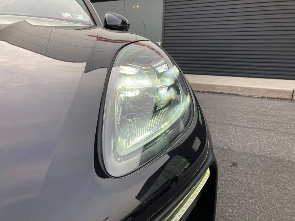 2026 Porsche Macan T - Photo 34