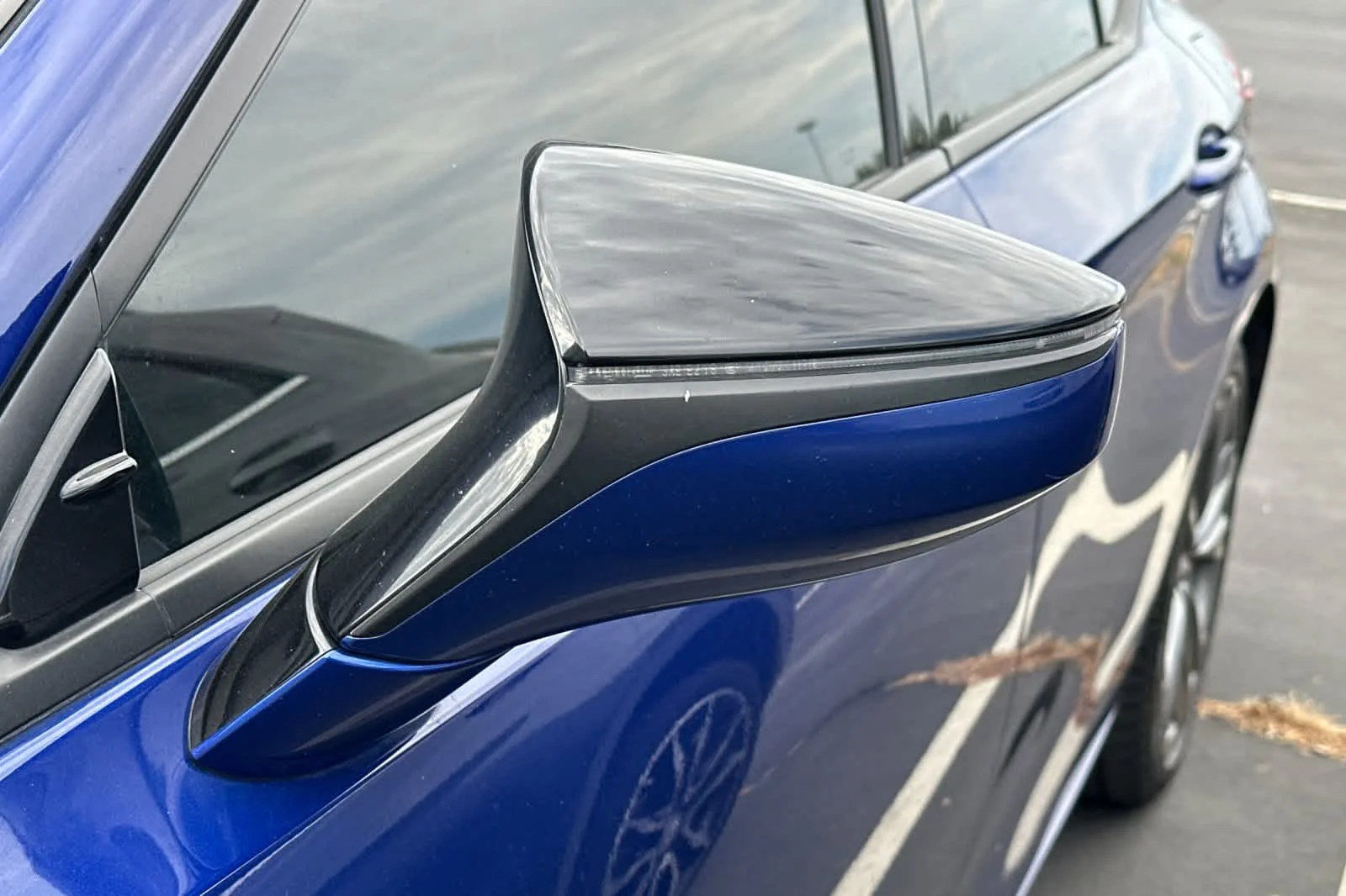 Used 2019 Ultrasonic Blue Mica 2.0 Lexus F SPORT image 21