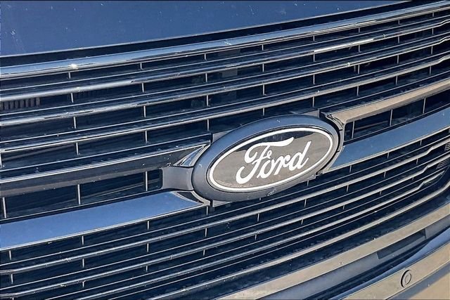Used 2025 Black Ford Platinum image 24