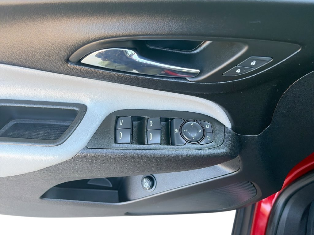 2023 Chevrolet Equinox LT - Photo 24