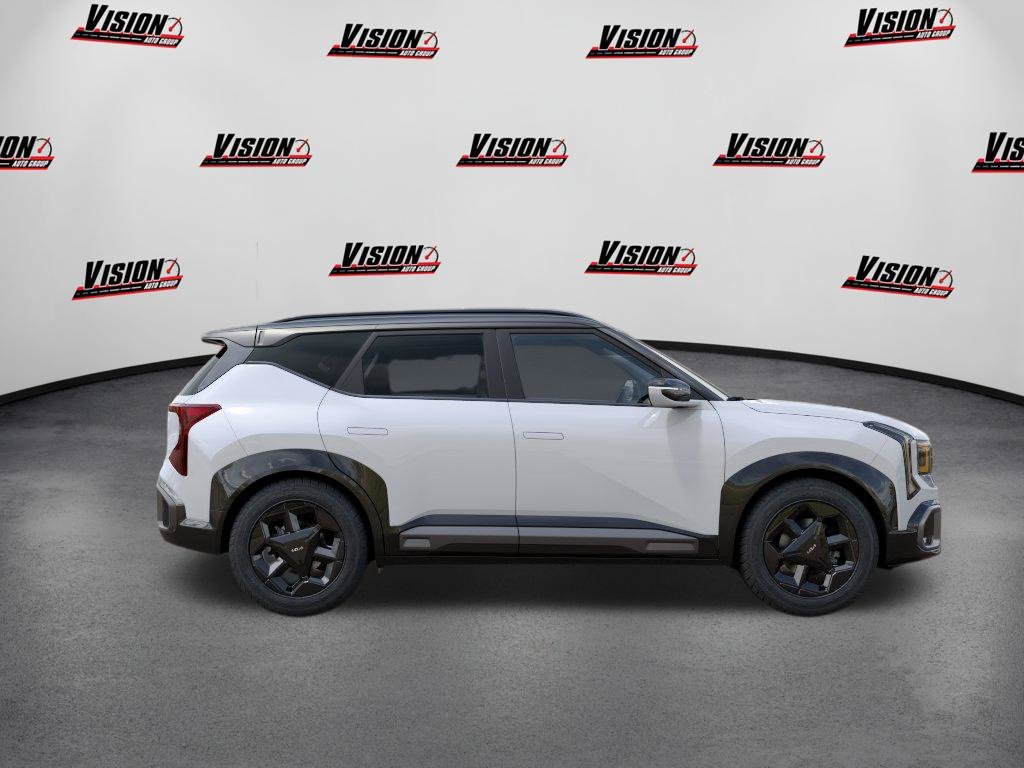 New 2027 White Kia X-Line S image 7