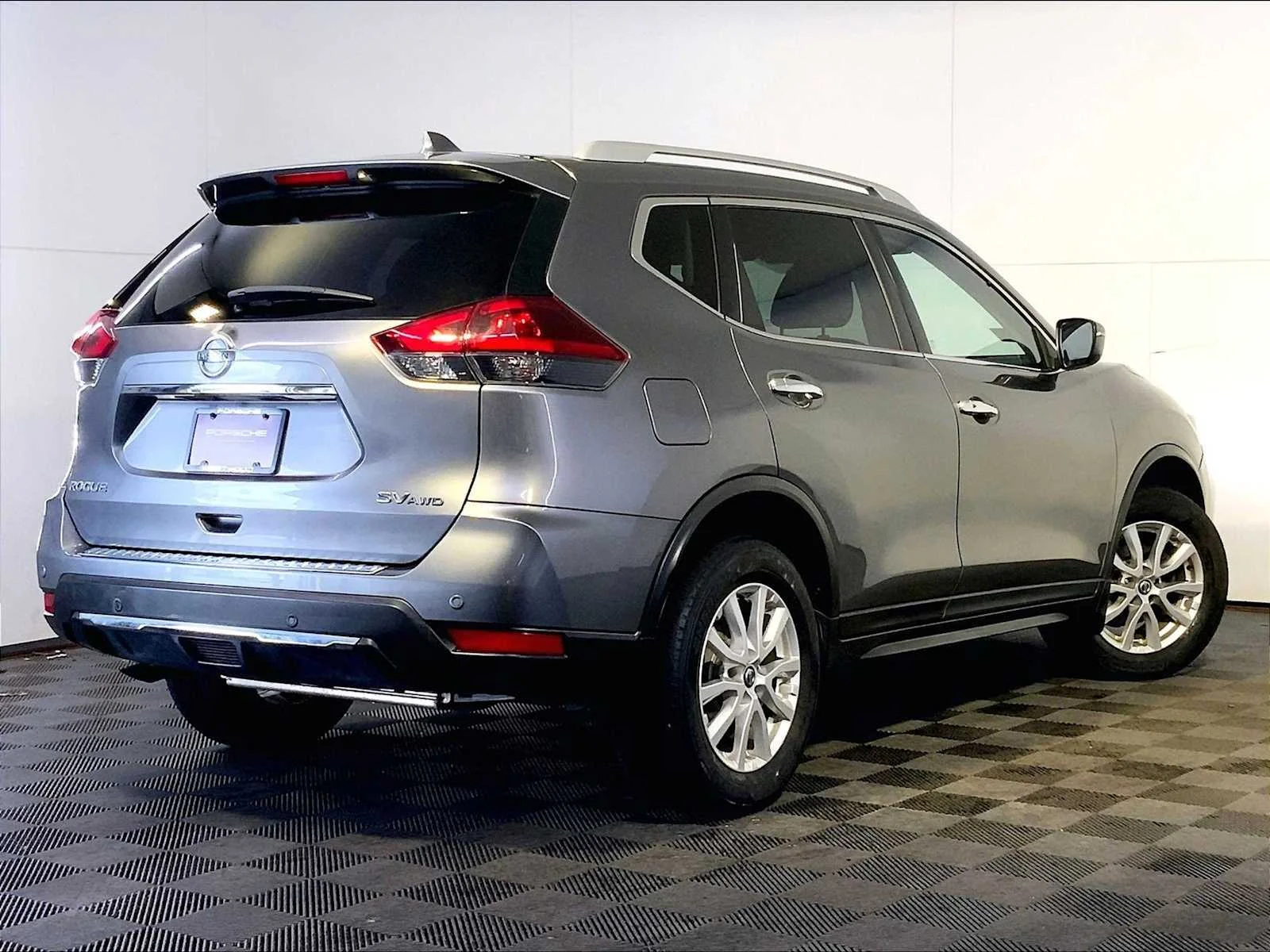 Used 2019 Gun Metallic Nissan SV image 7