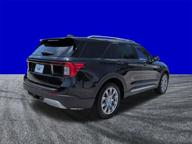 New 2026 Agate Black Metallic Ford Platinum™ image 4
