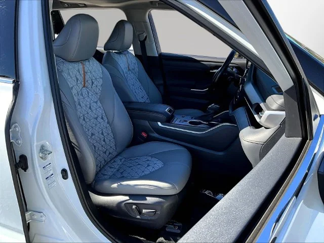 Used 2022 Beige Toyota Bronze Edition image 35