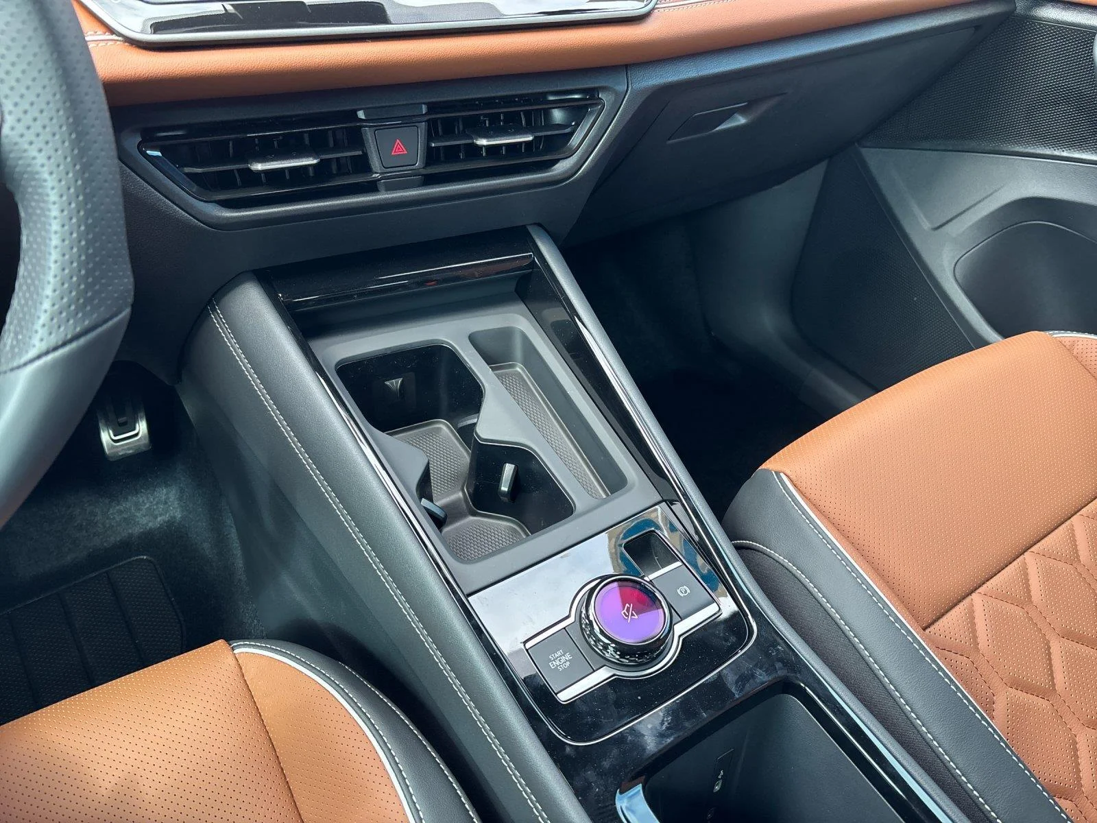 New 2026 Sandstone Volkswagen SEL R-Line Turbo image 26
