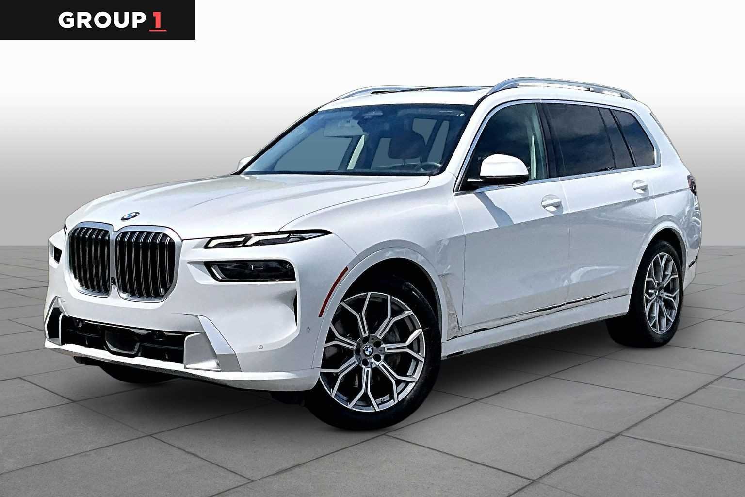 2023 BMW X7 xDrive40i's photo