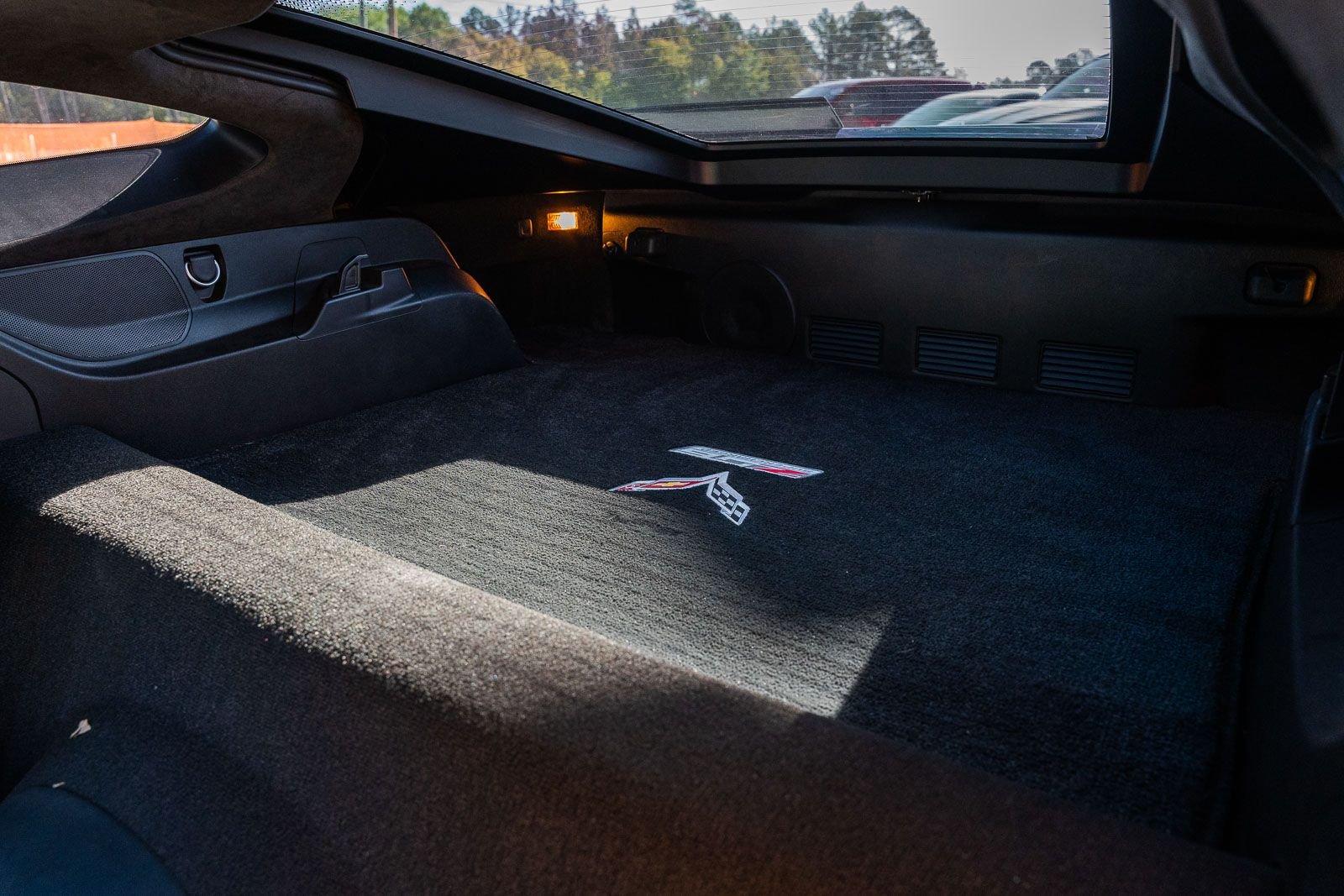 Used 2019 White Chevrolet Z06 image 28