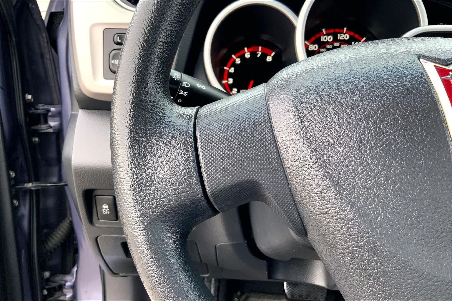 Used 2009 Steel Blue Metallic Pontiac w/1SB image 22