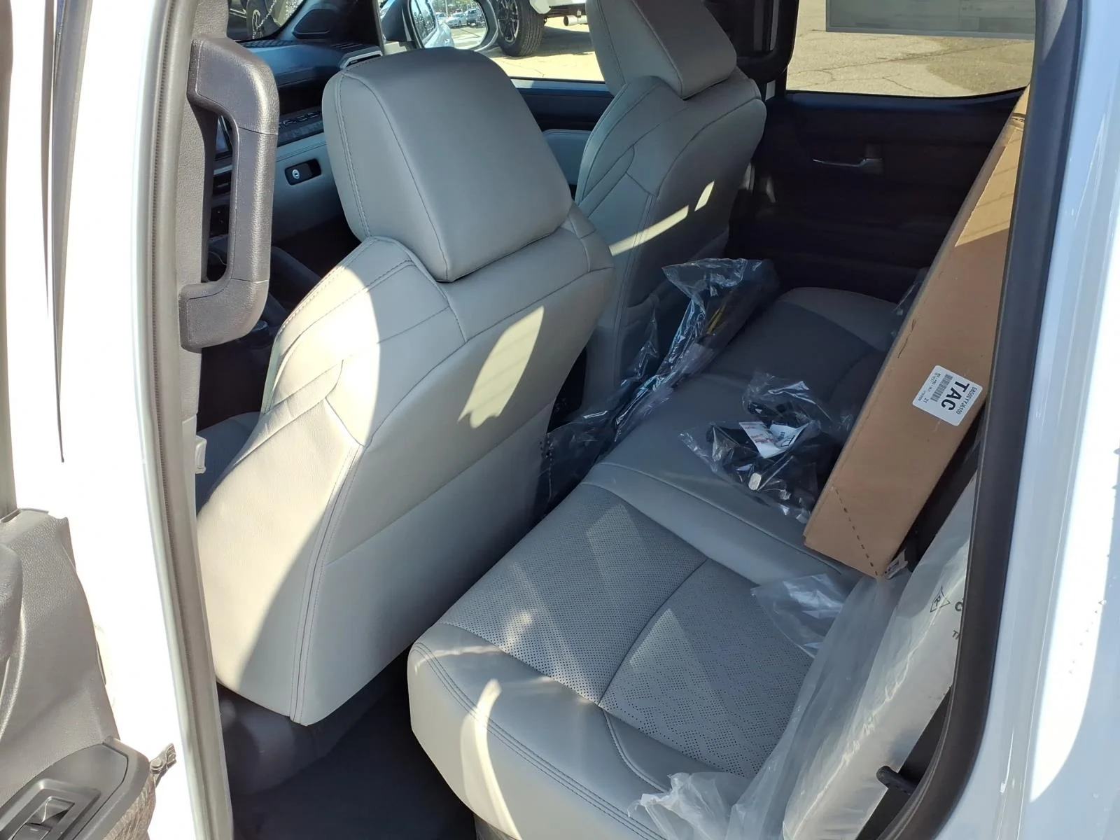 2026 Toyota Tacoma Limited - Photo 13