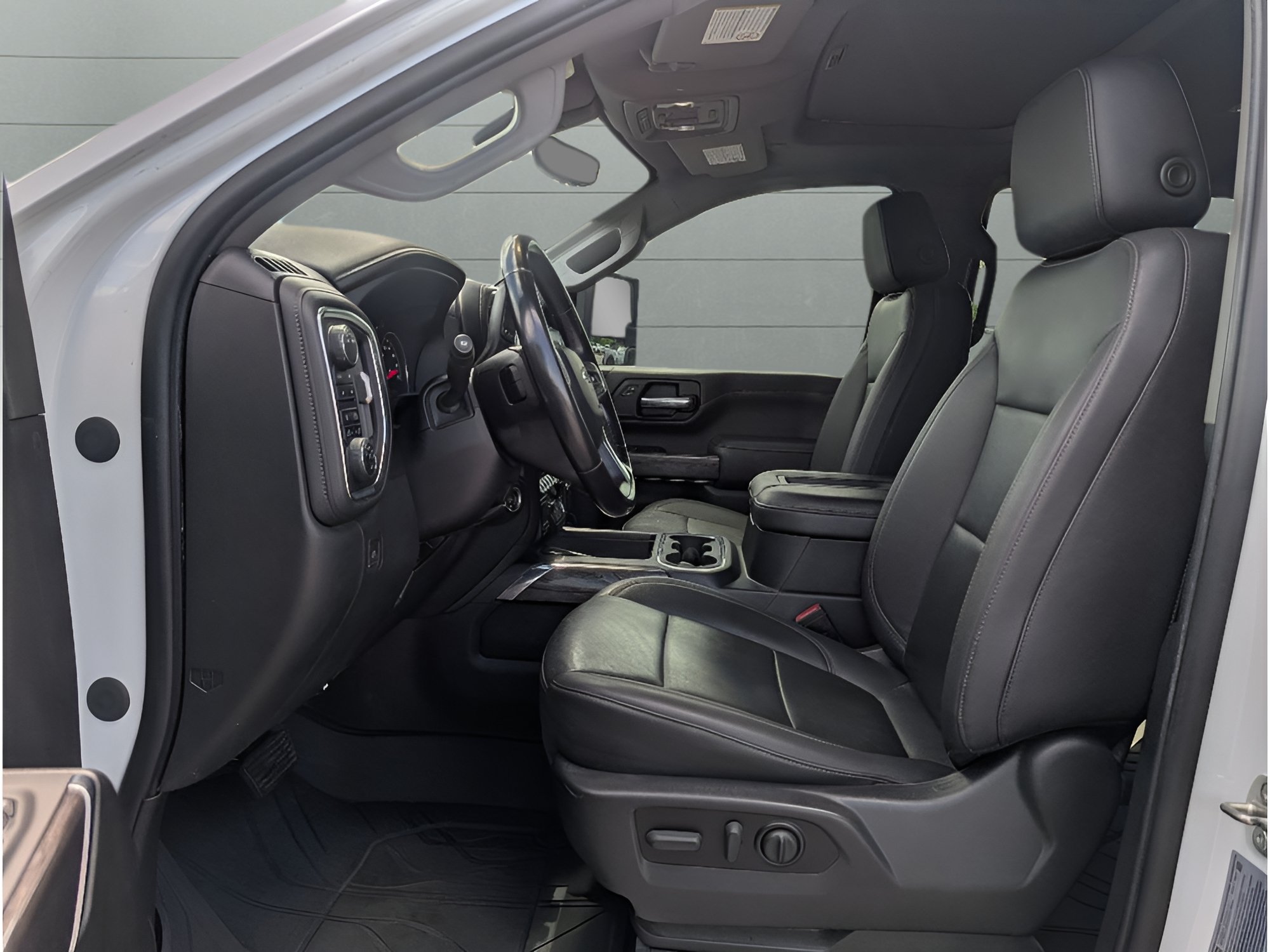 Used 2022 Summit White Chevrolet LTZ image 8
