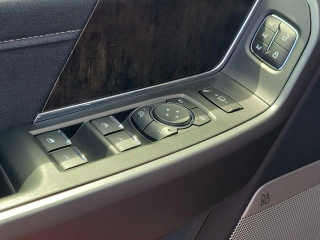 New 2026 Ruby Red Metallic Tinted Clearcoat Ford F-250® Lariat® image 21