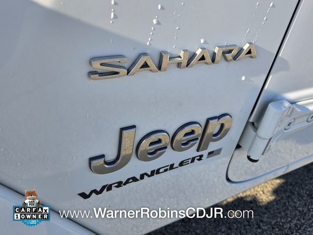 Used 2024 White Jeep Sahara image 18