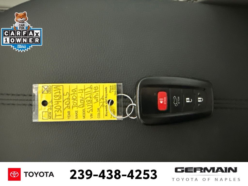 Used 2025 White Toyota Limited image 23