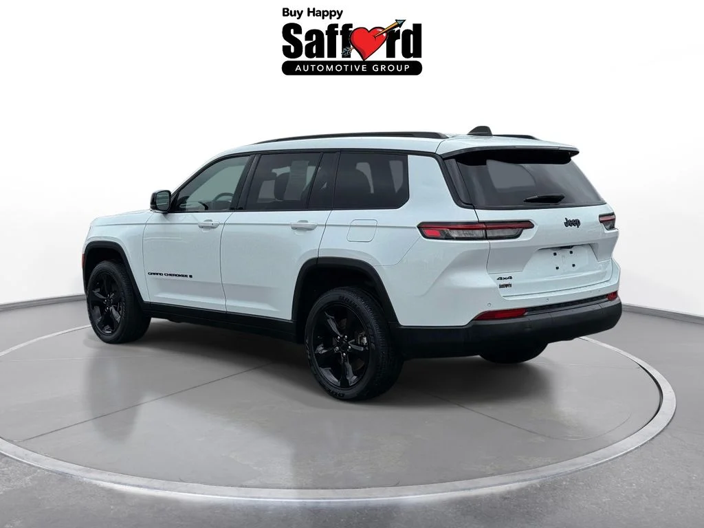 Used 2024 White Jeep Altitude X image 6