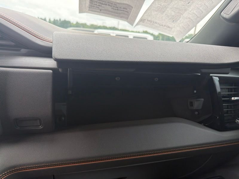 Used 2026 Silver GMC AT4 image 39