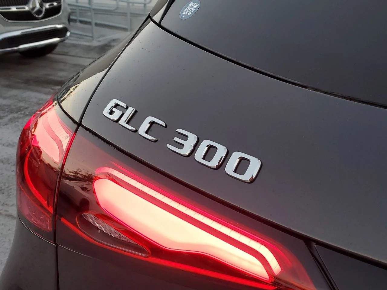 New 2026 Graphite Grey Metallic Mercedes-Benz GLC 300 image 8