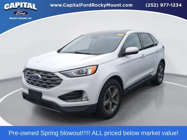 Used 2020 White Ford SEL image 1