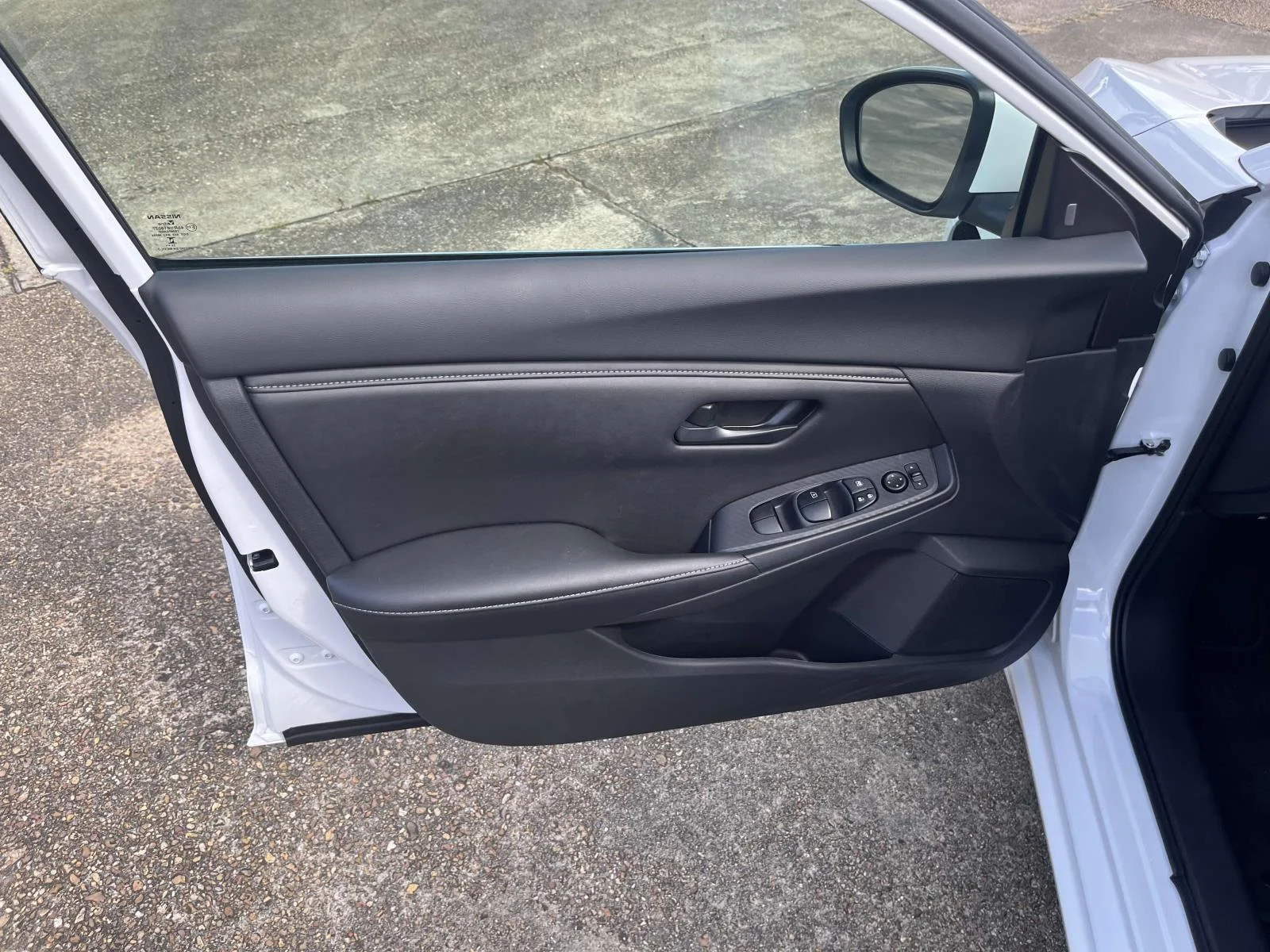 2025 Nissan Sentra S - Photo 8