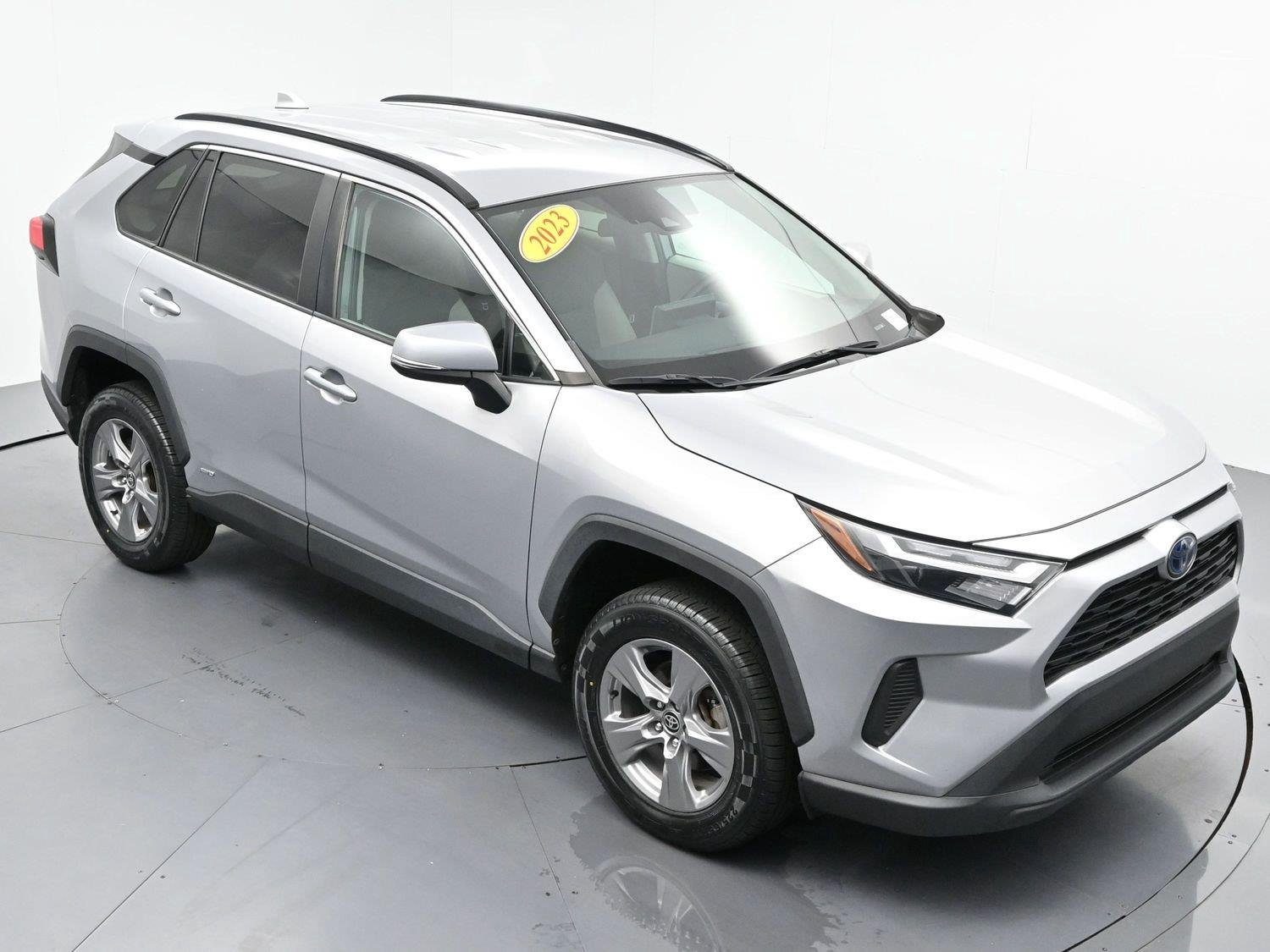 Used 2023 Silver Sky Metallic Toyota XLE image 38