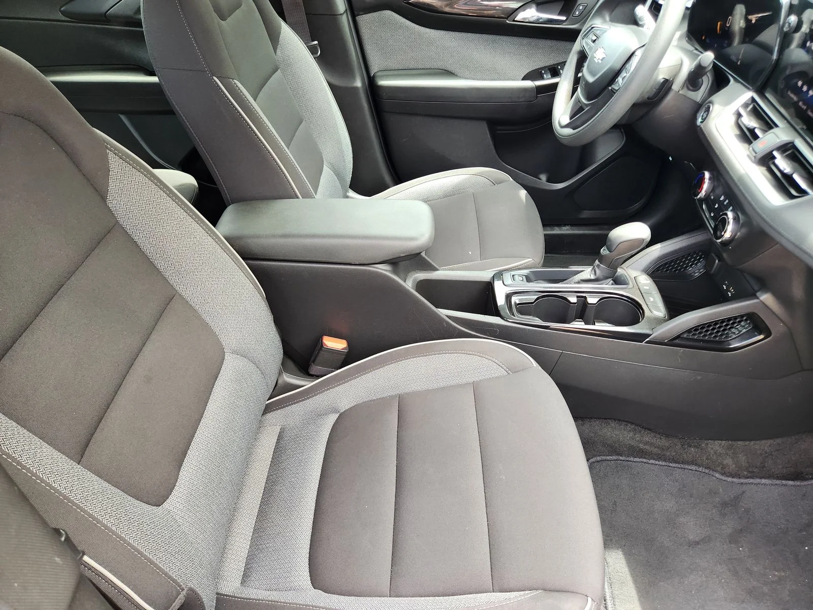 Used 2024 Black Chevrolet LS image 13