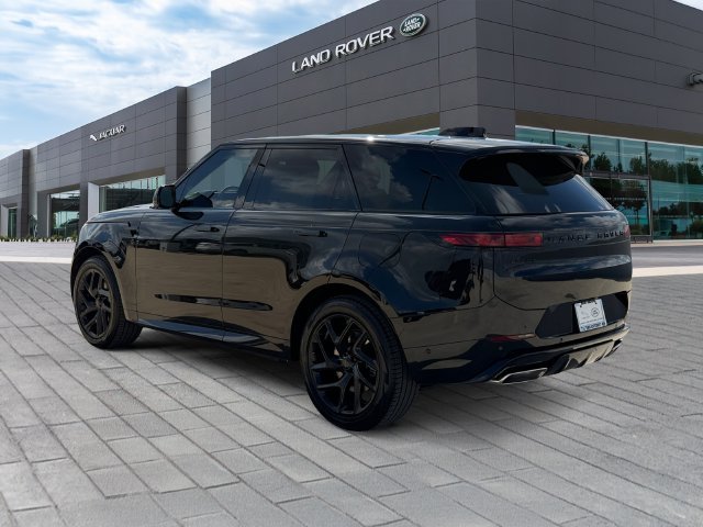 New 2027 Santorini Black Land Rover BATTERSEA image 3
