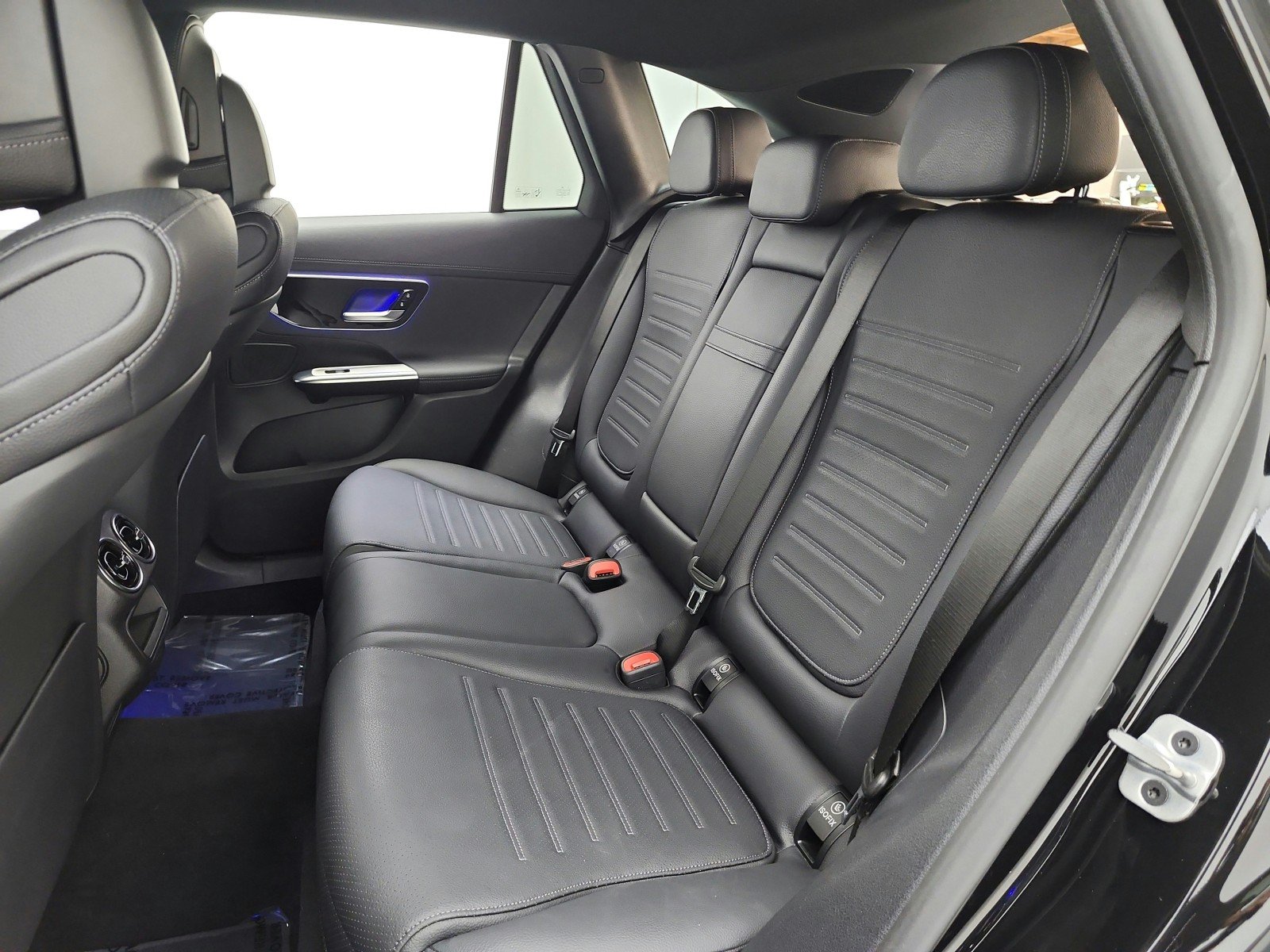 Certified Used 2023 Black Mercedes-Benz GLC 300 SUV image 15