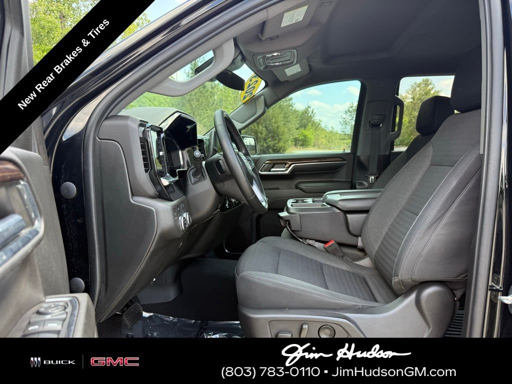 Used 2023 Black GMC Elevation image 22