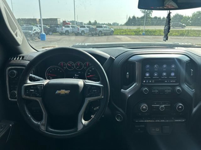 Used 2022 Summit White Chevrolet LT image 9