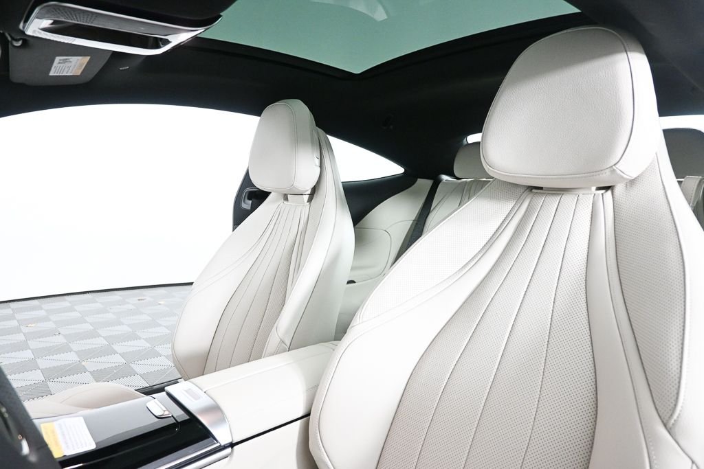 New 2026 Polar White Mercedes-Benz CLE 450 image 5