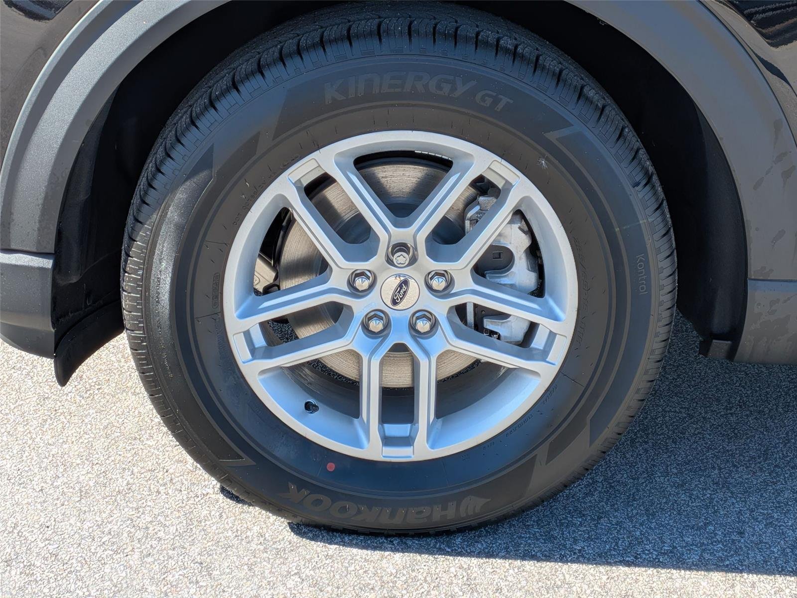 New 2026 Agate Black Metallic Ford Active image 3