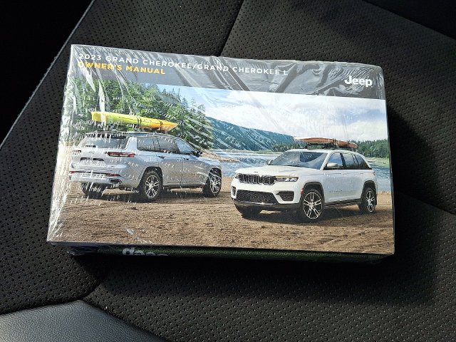 Used 2023 Bright White Clearcoat Jeep Altitude X image 25