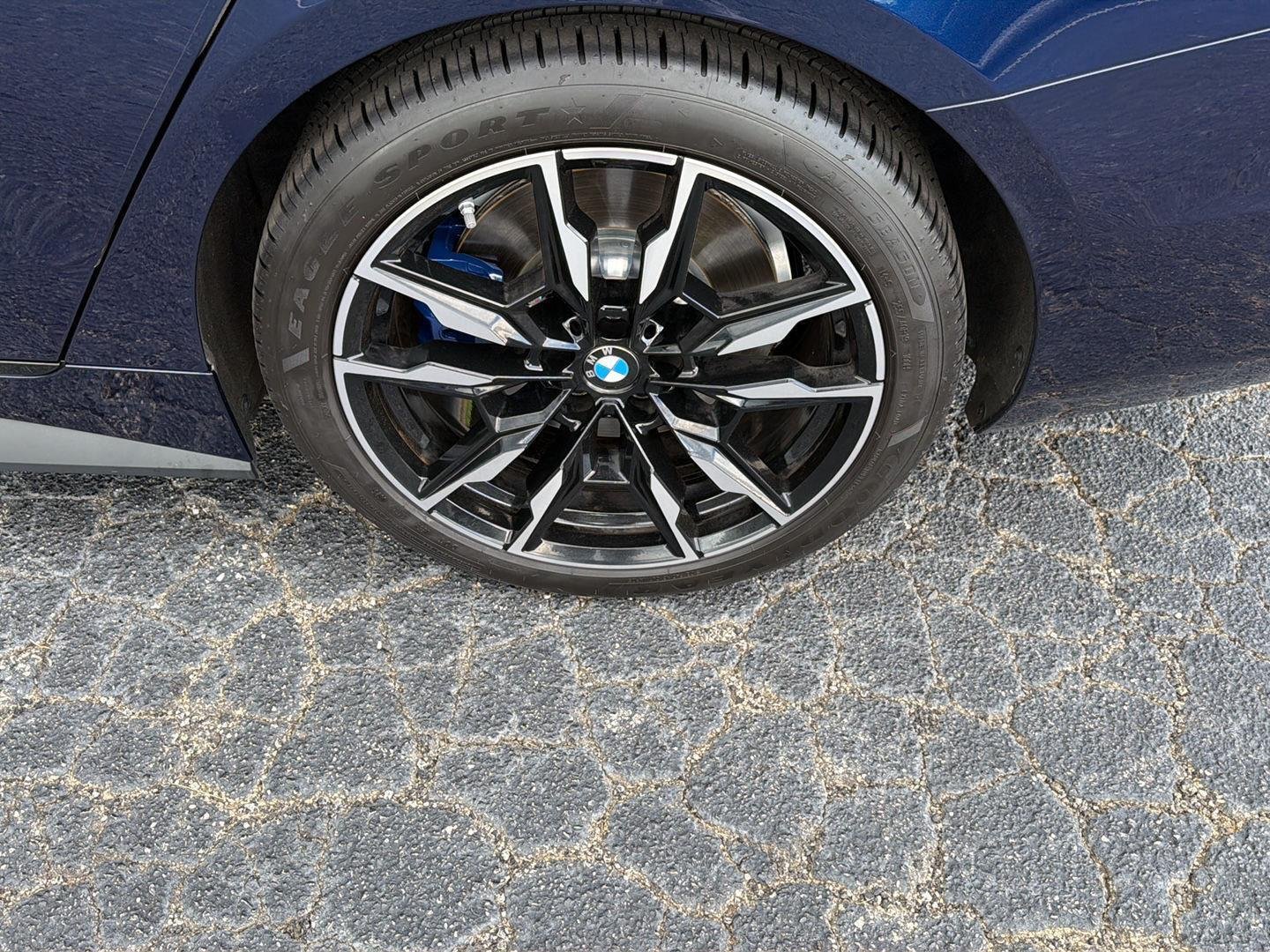 Used 2025 Tanzanite Blue II Metallic BMW M440i xDrive image 37