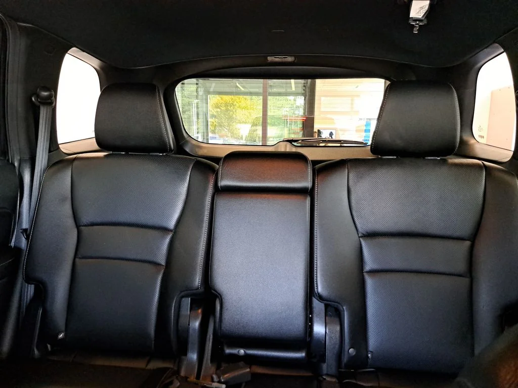 Used 2023 Beige Honda EX-L image 29
