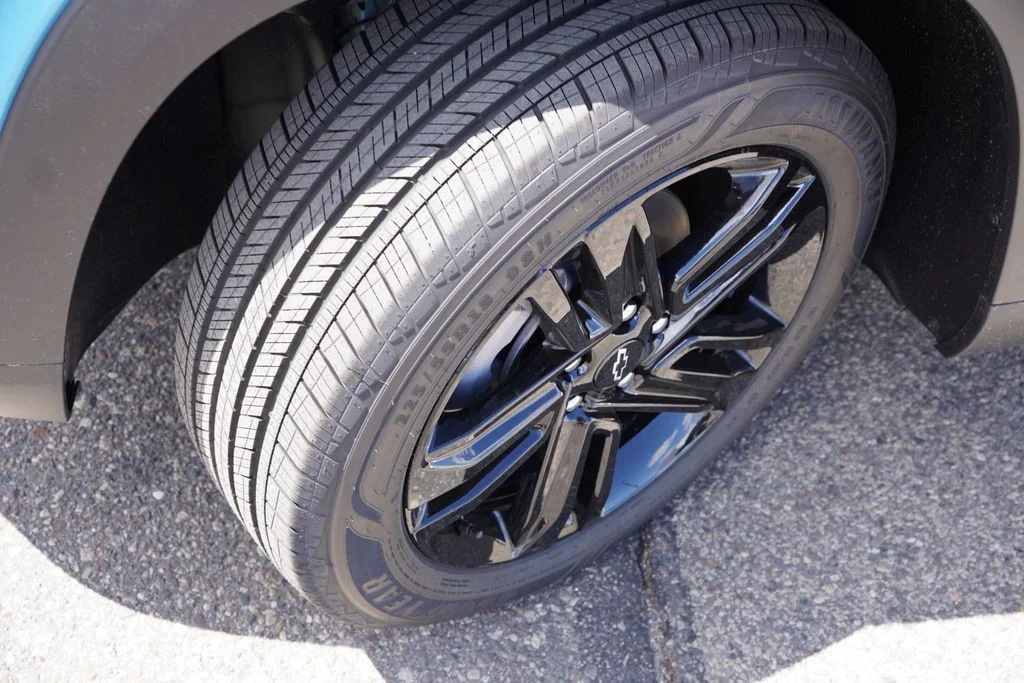 New 2026 Marina Blue Metallic Chevrolet ACTIV image 9