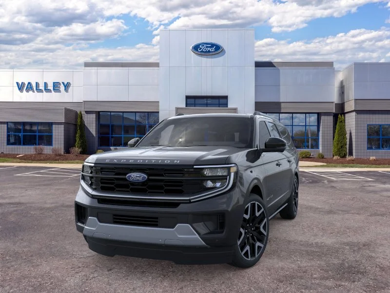 New 2026 Dark Matter Gray Metallic Ford MAX Platinum® image 81
