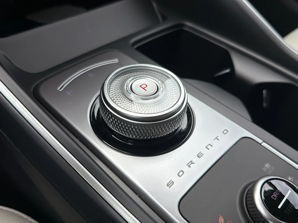 2026 Kia Sorento EX Hybrid - Photo 21