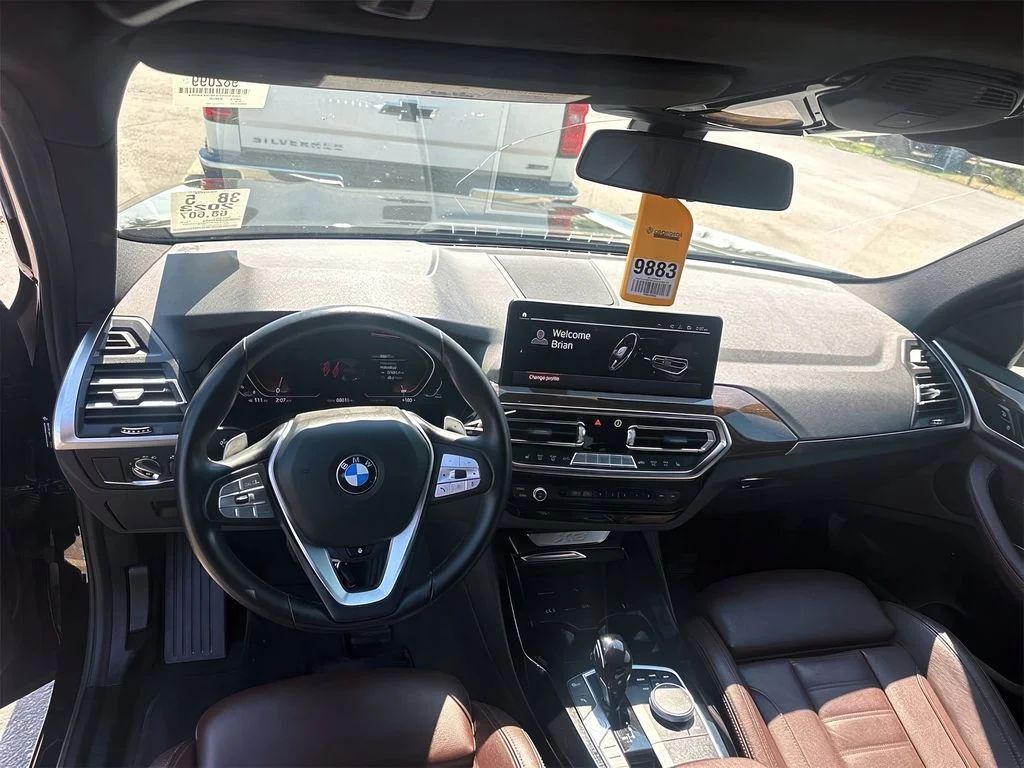 Used 2023 Jet Black BMW xDrive30i image 5