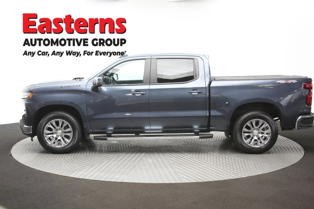 Used 2020 Gray Chevrolet LT image 58