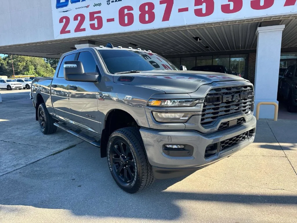 Used 2026 White Ram Big Horn image 2