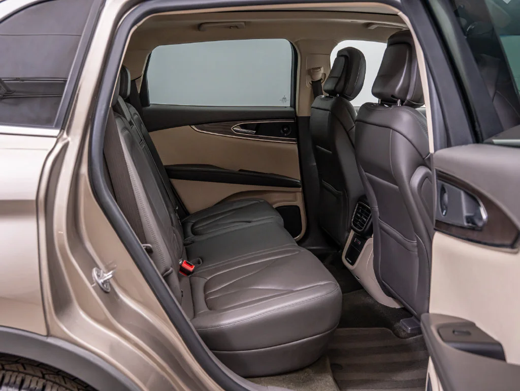 Used 2020 Iced Mocha Lincoln Reserve image 46