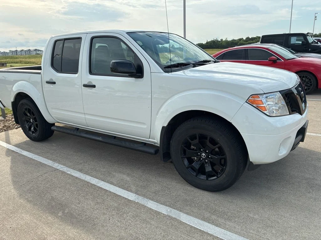2021 Nissan Frontier SV Crew Cab 4X2 SWB's photo