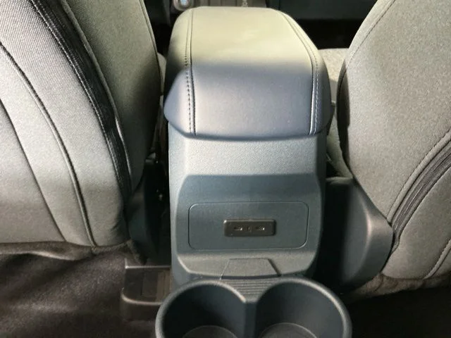 New 2026 Oxford White Ford XLT image 25