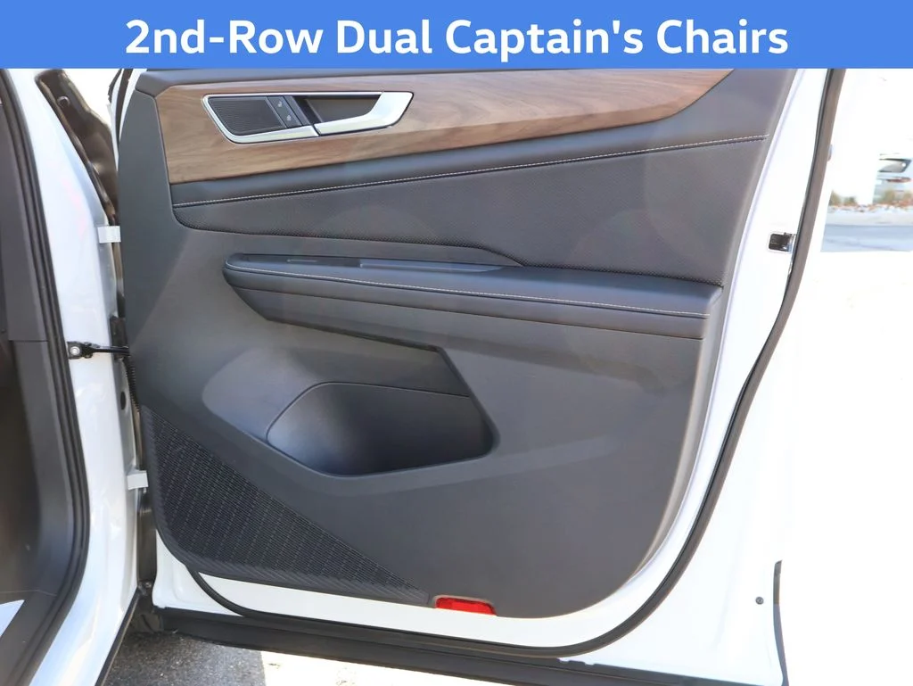 New 2026 White Volkswagen 2.0T SE w/Technology image 9
