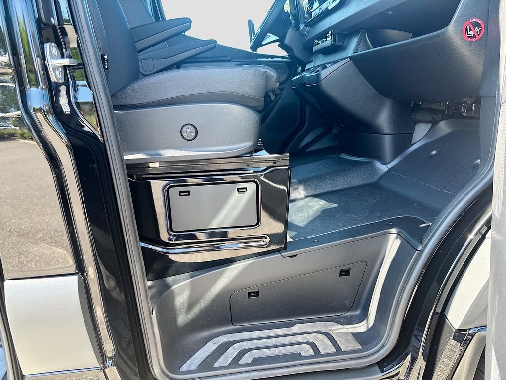 New 2026 Black Mercedes-Benz Passenger 170 WB image 38