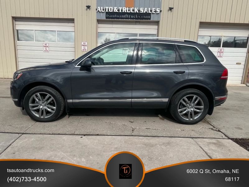 2015 Volkswagen Touareg Sport