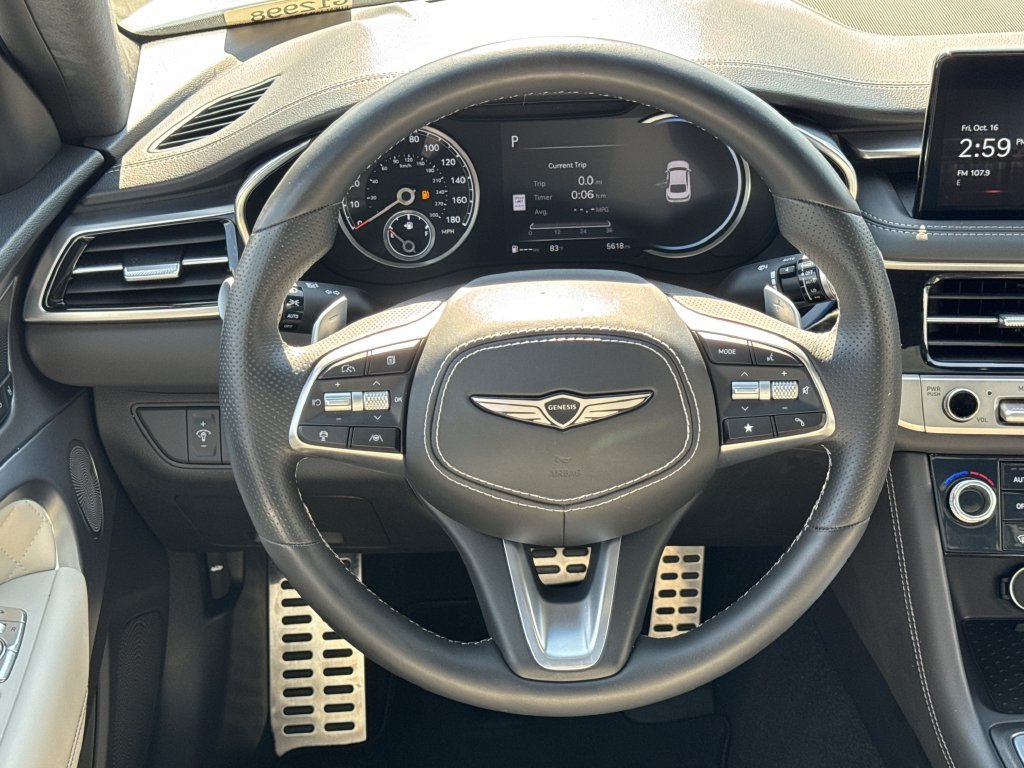 Used 2025 White Genesis 3.3T Sport Advanced image 23