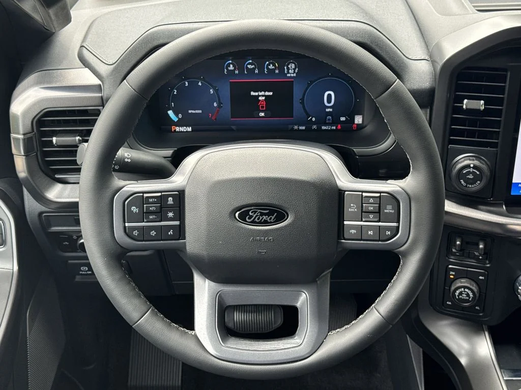 New 2026 Silver Ford Lariat image 23